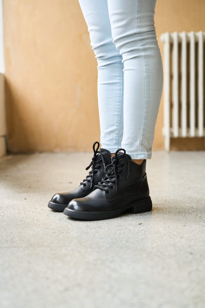 Rumour Has It | Brycen II Leather Combat Boot - black