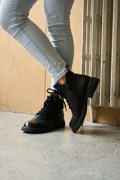 Rumour Has It | Brycen II Leather Combat Boot - black