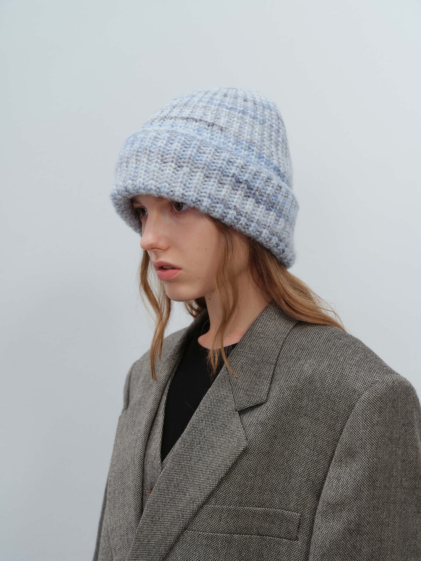 Wool Blend Gradient Knit Beanie - Blue