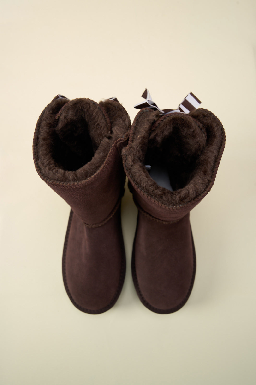 Smaibulun Ugg | Serenity Striped Bailey Bow Shearling Boots - Brown