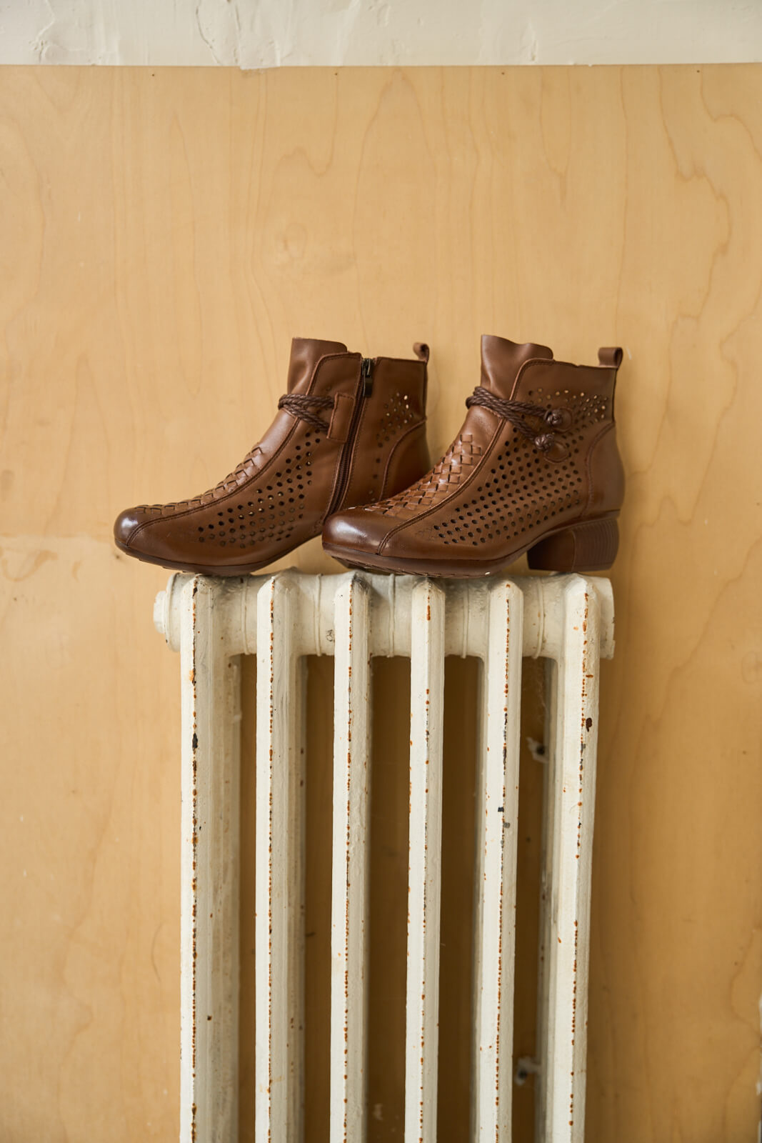 Rumour Has It | Boho Breeze Leather Ankle Boot - brown