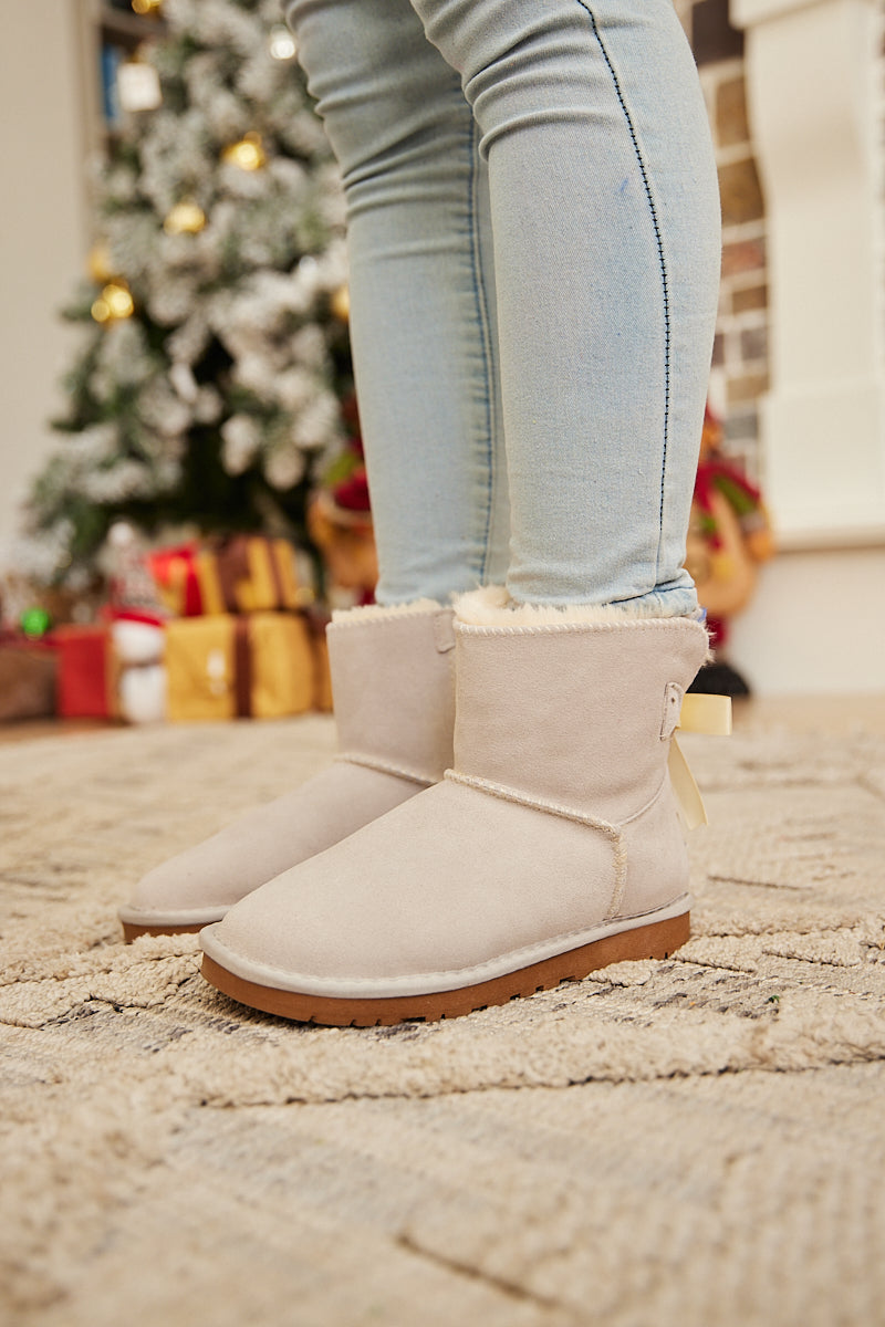 SMAIBULUN Ugg | Bailey Bow Ugg Mini Boots - Cream