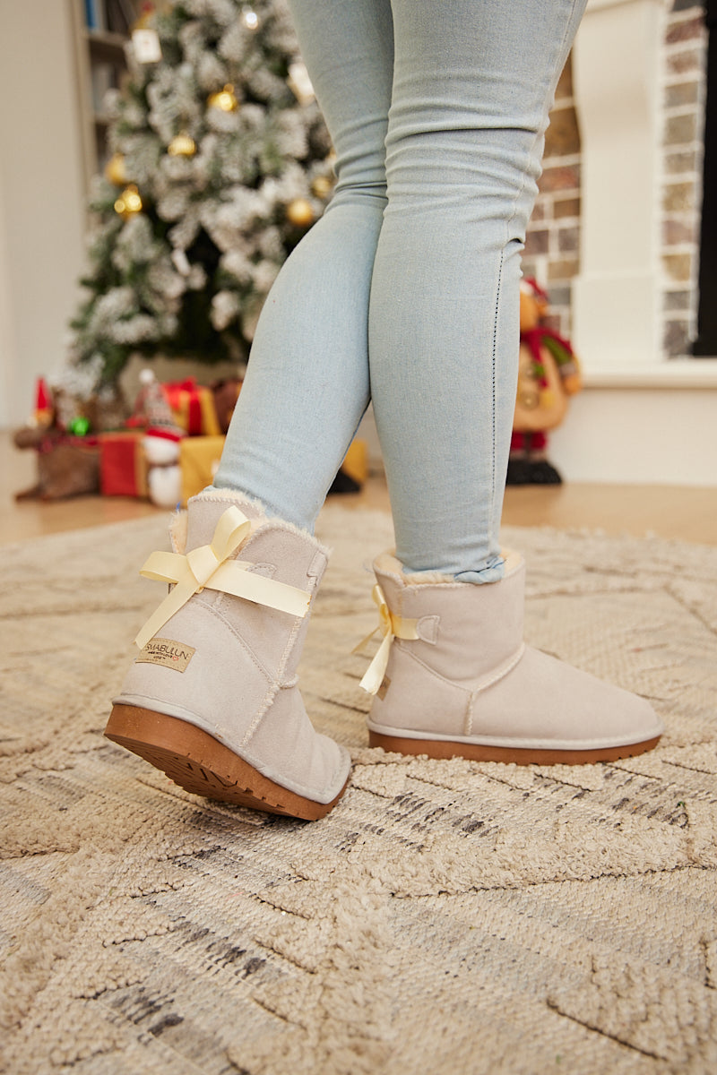 SMAIBULUN Ugg | Bailey Bow Ugg Mini Boots - Cream