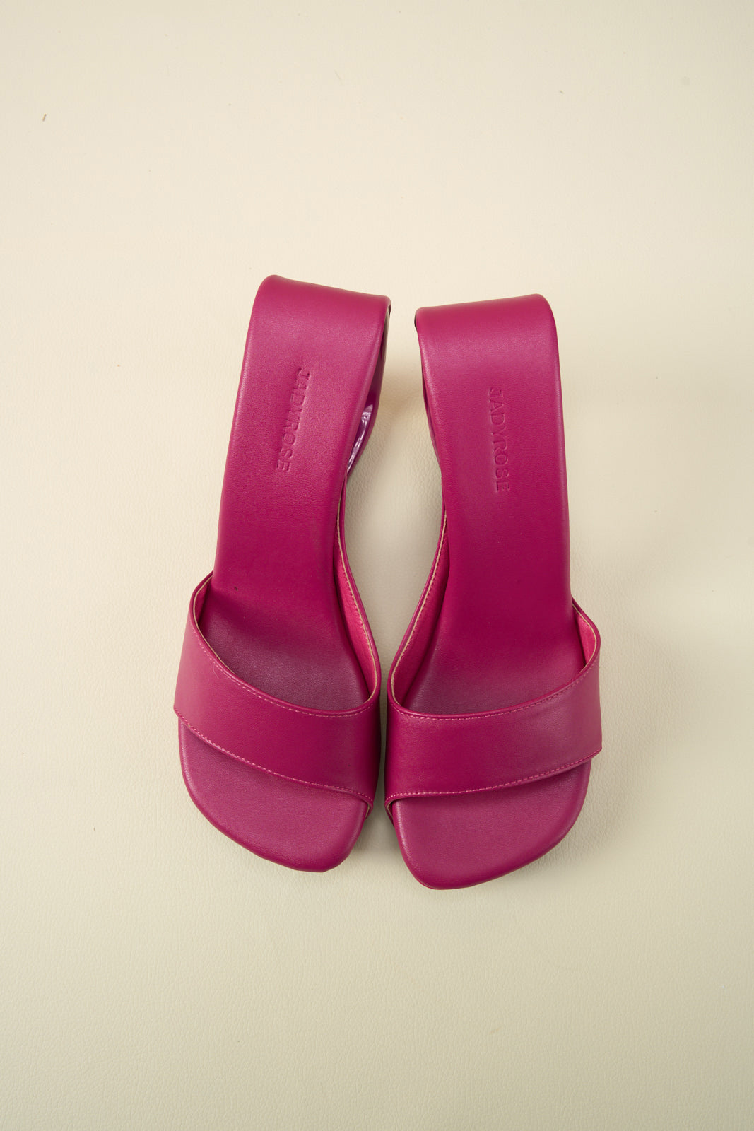 Jady Rose | Get a Clue Wedge Slides - Pink