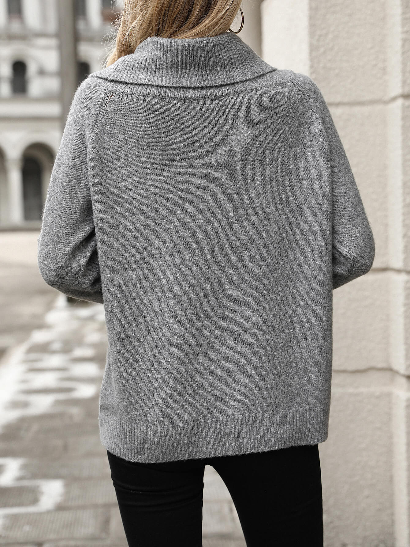 Denver Widen Turtleneck Knit Sweater - Grey