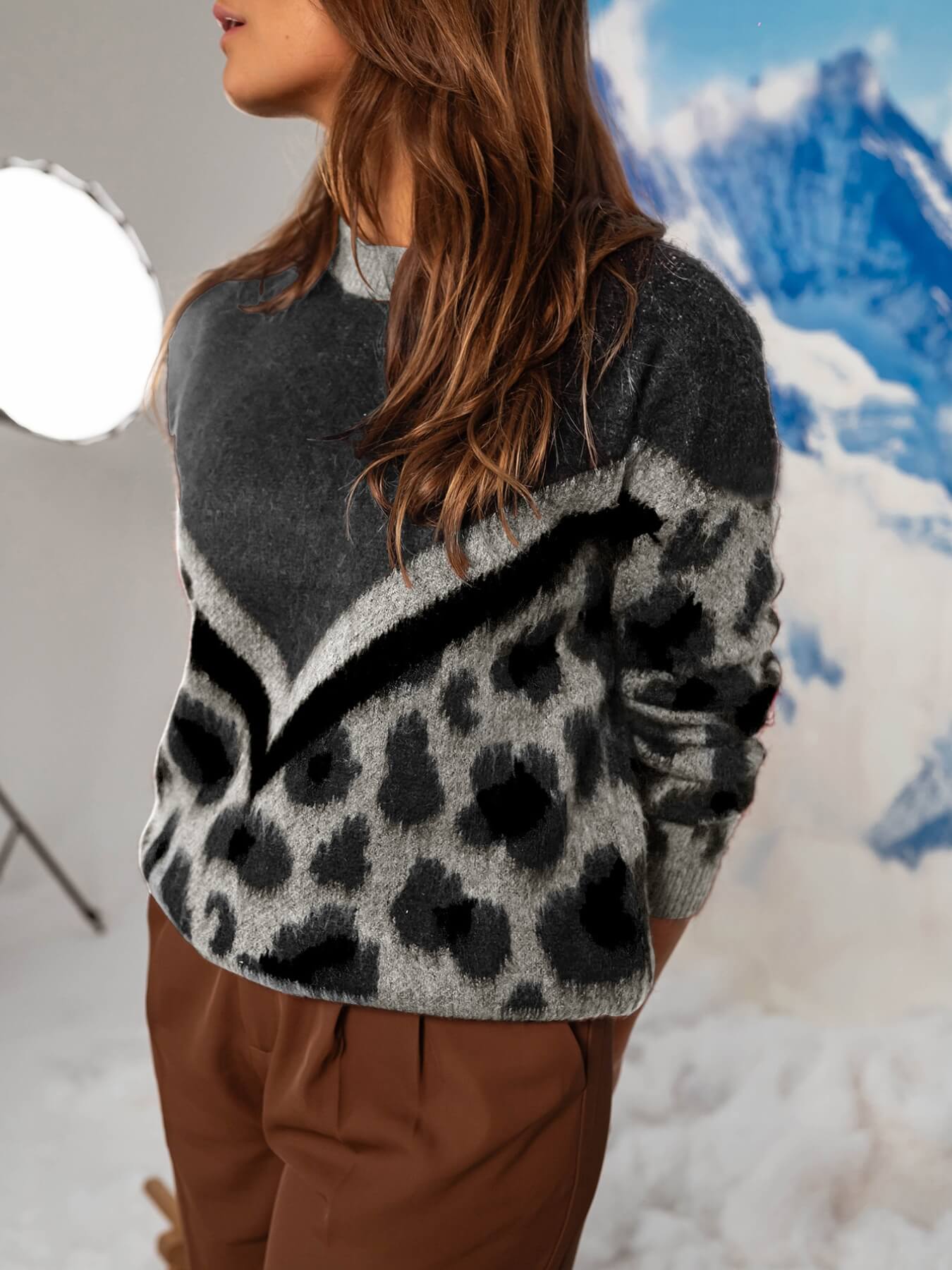 Glenmere Leopard Print Sweater - grey