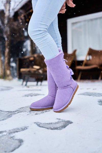 SMAIBULUN Ugg | Tri Ribbon Bow Suede Boots - lavender