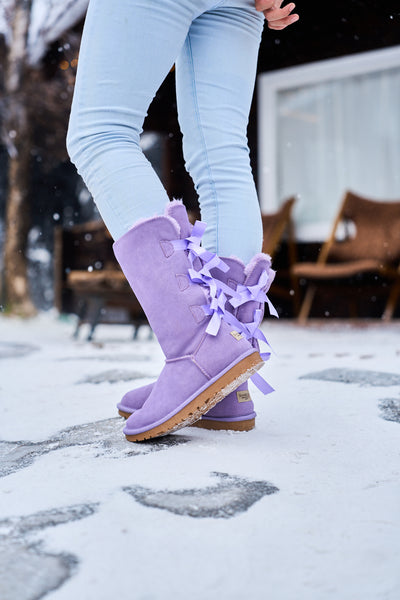 SMAIBULUN Ugg | Tri Ribbon Bow Suede Boots - lavender