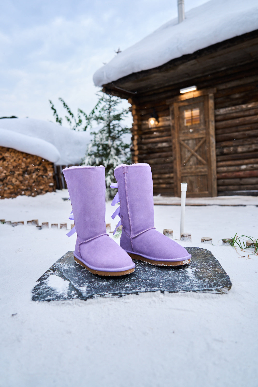 SMAIBULUN Ugg | Tri Ribbon Bow Suede Boots - lavender