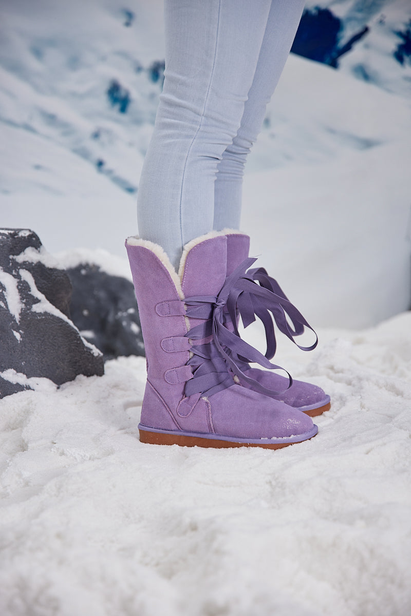 SMAIBULUN Ugg | Ribbon Lace-Up Faux Fur-lined Suede Boot - Lavender