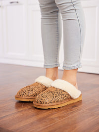 SMAIBULUN Ugg | Stefanie Leopard Faux Fur Slipper