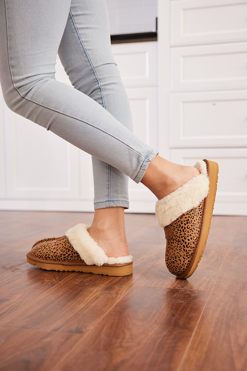 SMAIBULUN Ugg | Stefanie Leopard Faux Fur Slipper