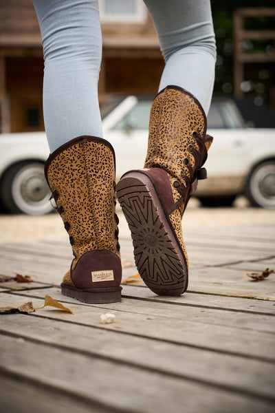 SMAIBULUN Ugg | Ribbon Lace-Up Faux Fur-lined Suede Boot - Leopard