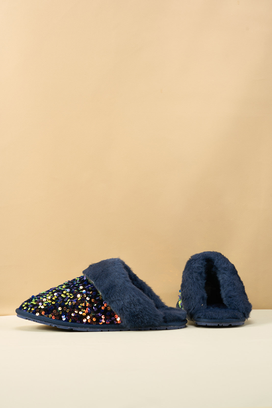 SMAIBULUN Ugg | Cozy Day Glam Sequins Slipper - Navy