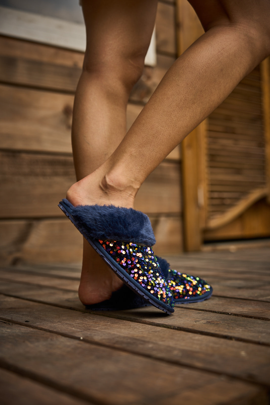 SMAIBULUN Ugg | Cozy Day Glam Sequins Slipper - Navy