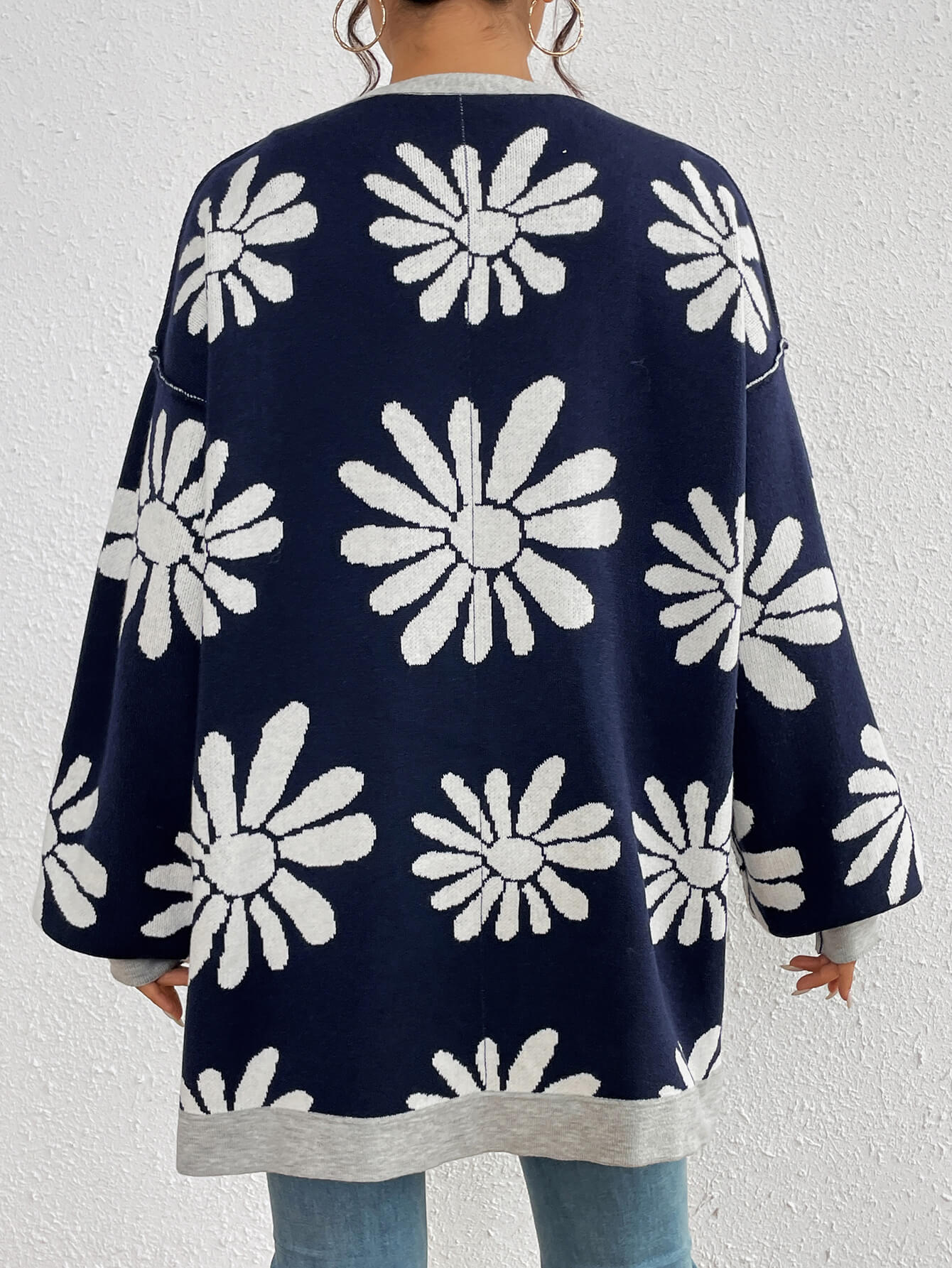 Janelle Floral Knit Cardigan - Navy