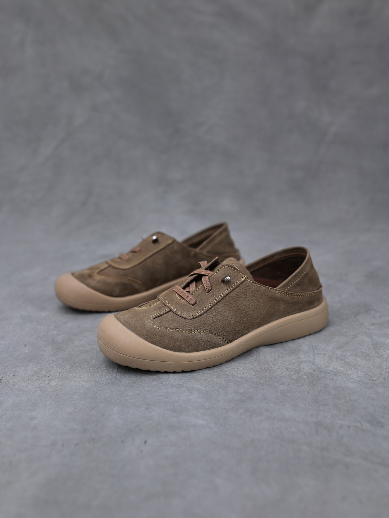 Rumour Has It | Nella Contrast Leather Casual Sneaker - olive