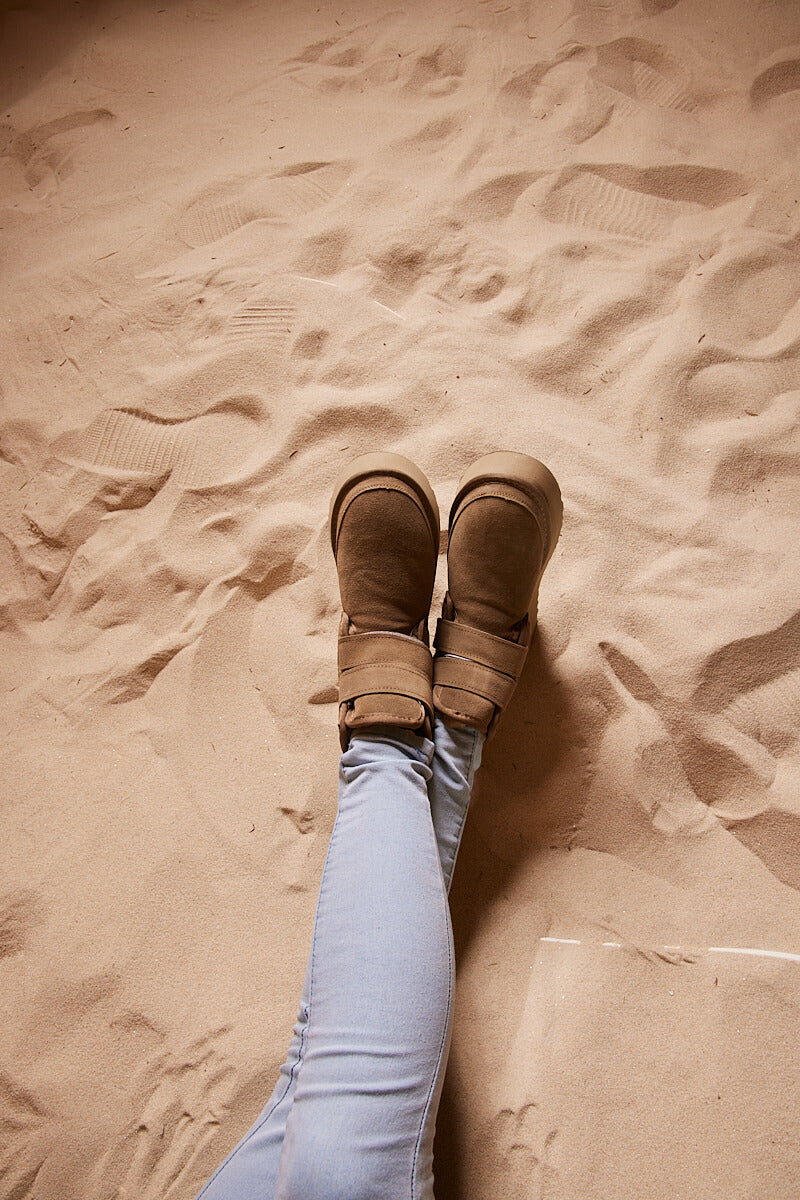 Smaibulun Ugg | Arlene Suede Platform Boots - Olive