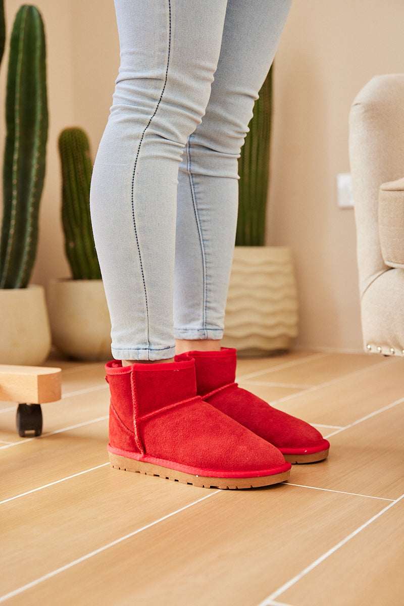 SMAIBULUN Ugg | Faux Fur-Lined Classic Short Ugg Boots - Red