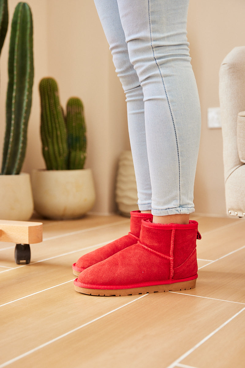 SMAIBULUN Ugg | Faux Fur-Lined Classic Short Ugg Boots - Red