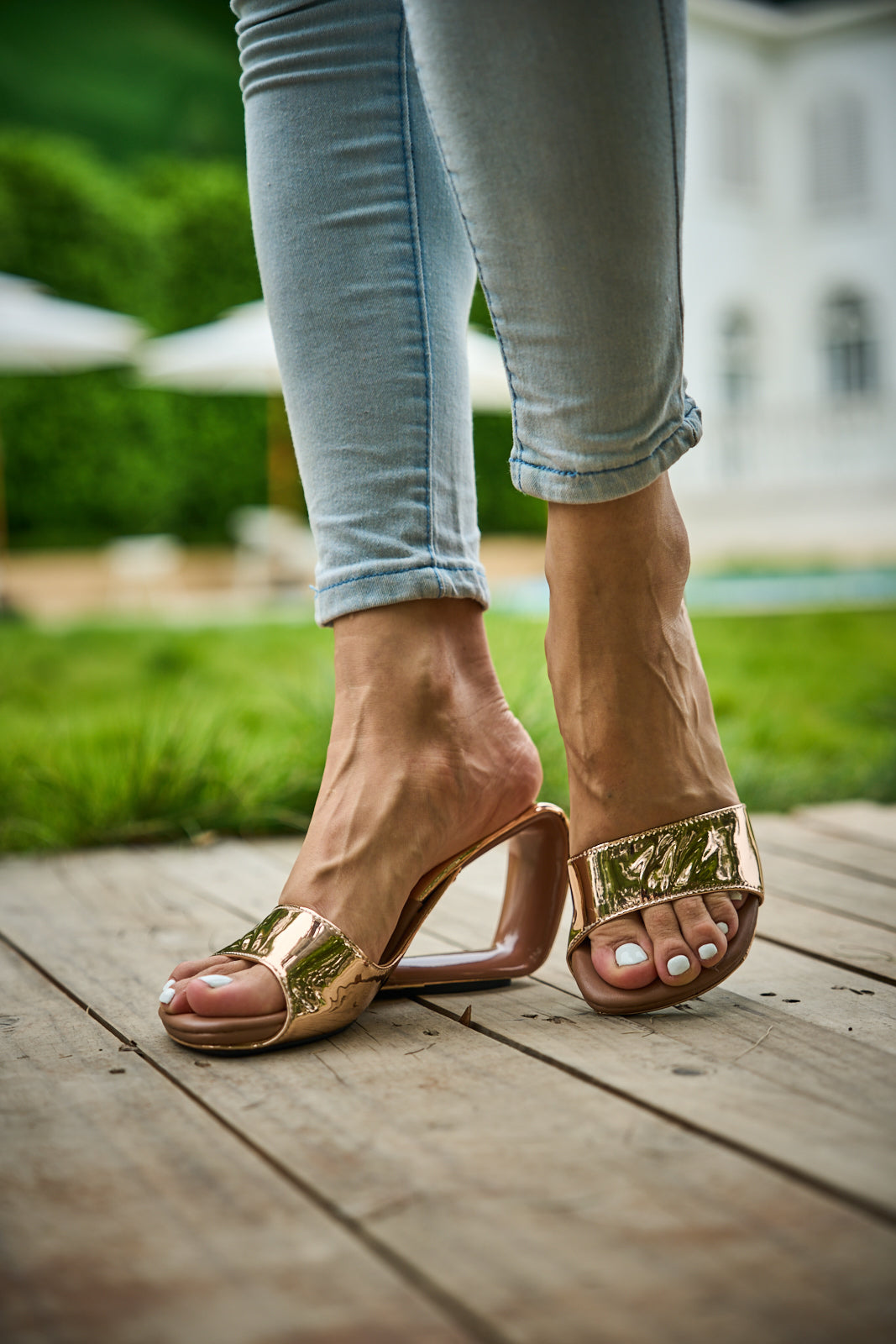 Jady Rose | Get a Clue Wedge Slides - Rose Gold