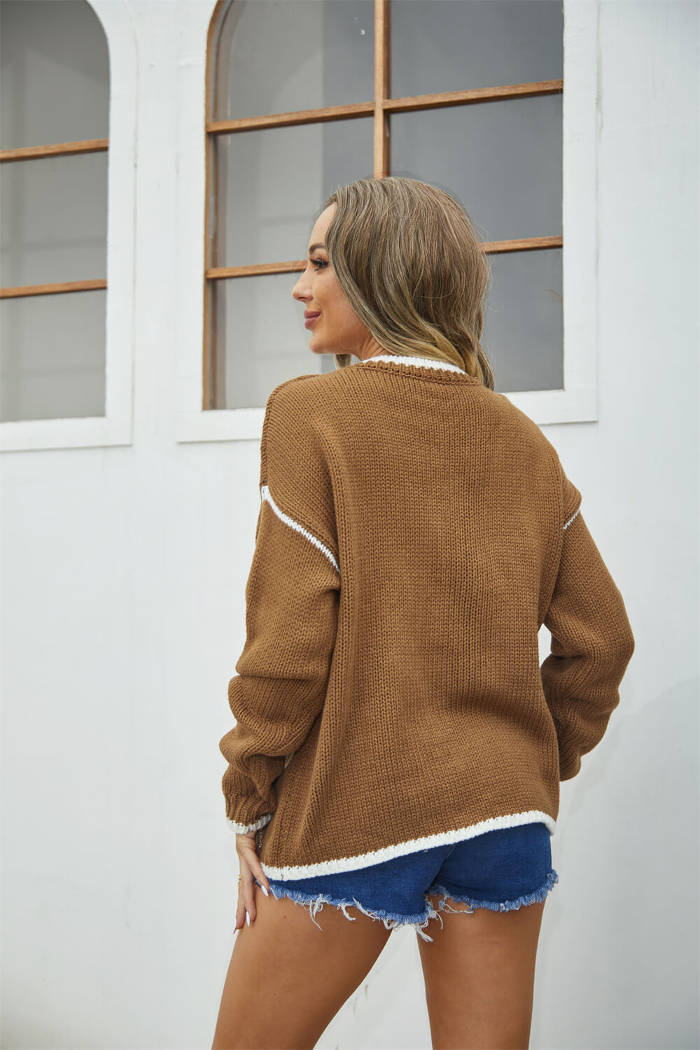 Lorian Contrast Seams Sweater - Tan