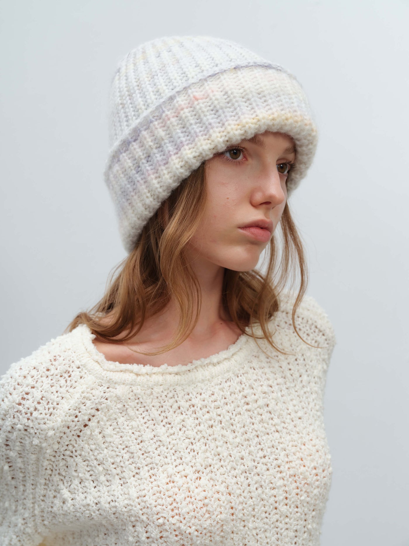 Wool Blend Gradient Knit Beanie - White