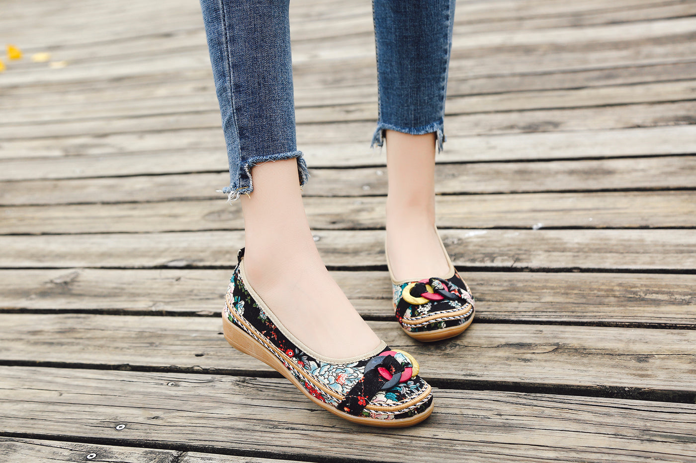 Ring and Trap Head Floral Canvas Sip on Flats - Cactus Rose