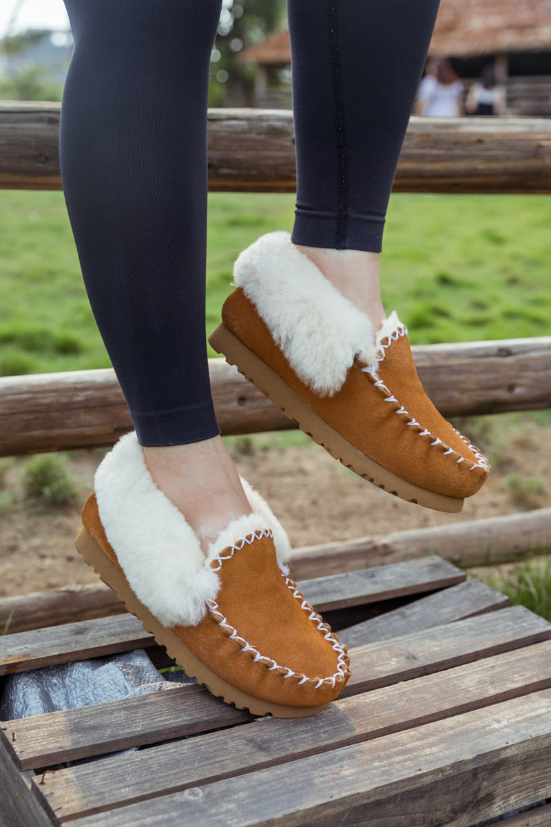 UGG buy Moccasins