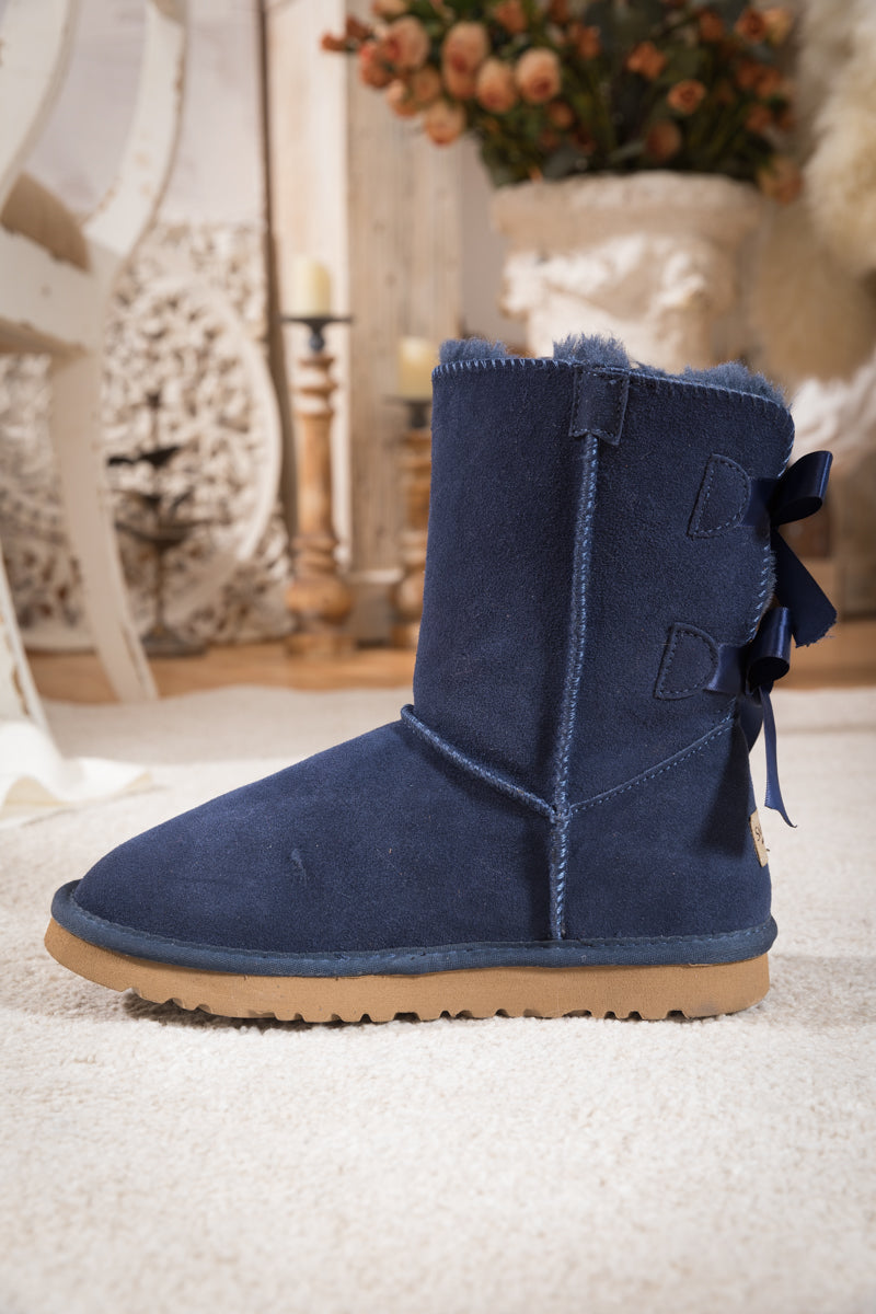Smaibulun Ugg | Double Ballet Ribbon Bow Suede Shearling Boots - navy ...