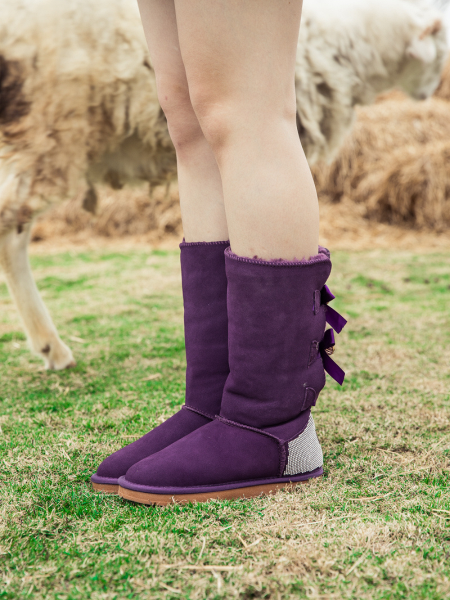 Purple uggs with bows deals