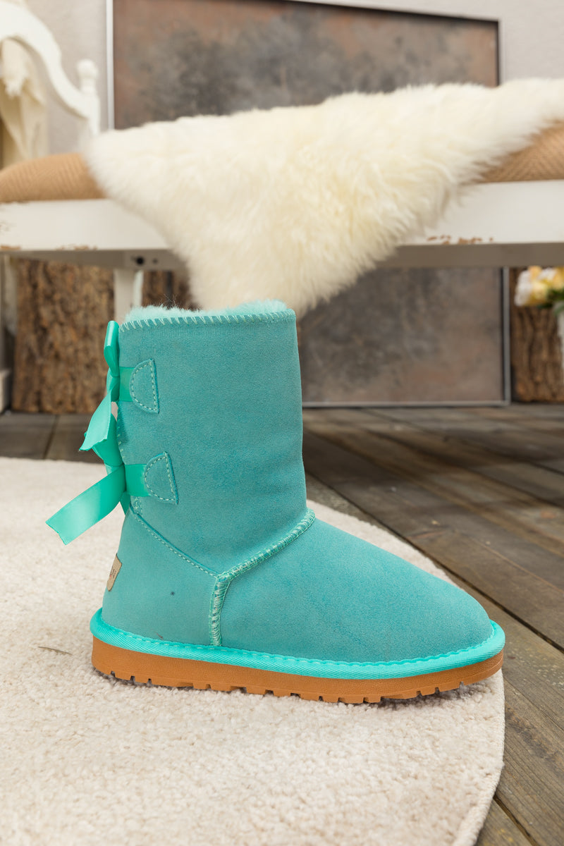 Blue furry uggs best sale